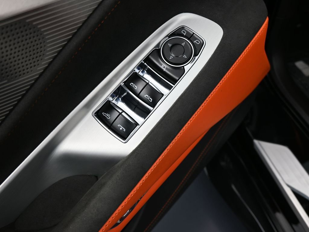 Used 2025 Chevrolet Corvette Z06 image 13