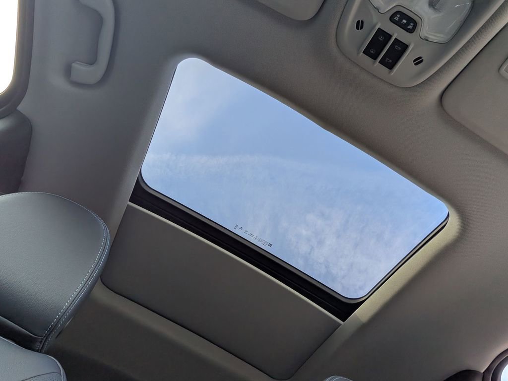 Used 2023 Chevrolet Bolt EUV Premier w/ Sun & Sound Package image 24