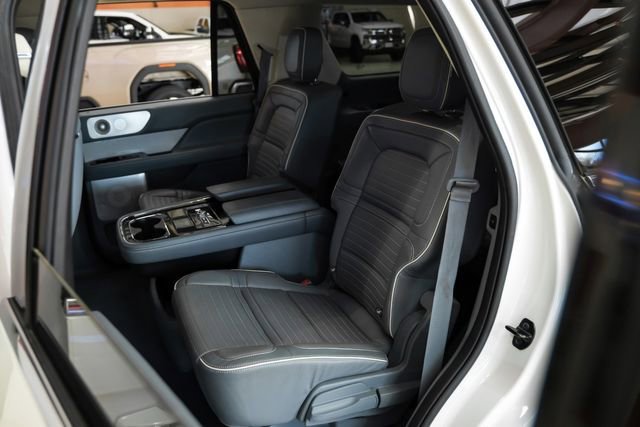 Used 2020 Lincoln Navigator Black Label image 35
