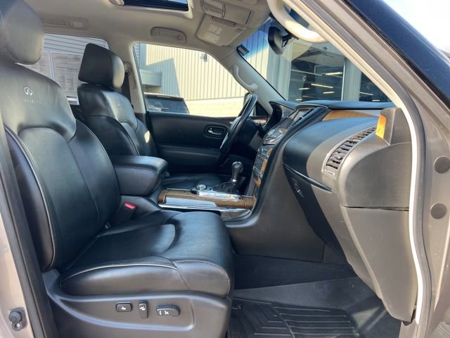 Used 2014 INFINITI QX80 4WD w/ Theater Package image 11