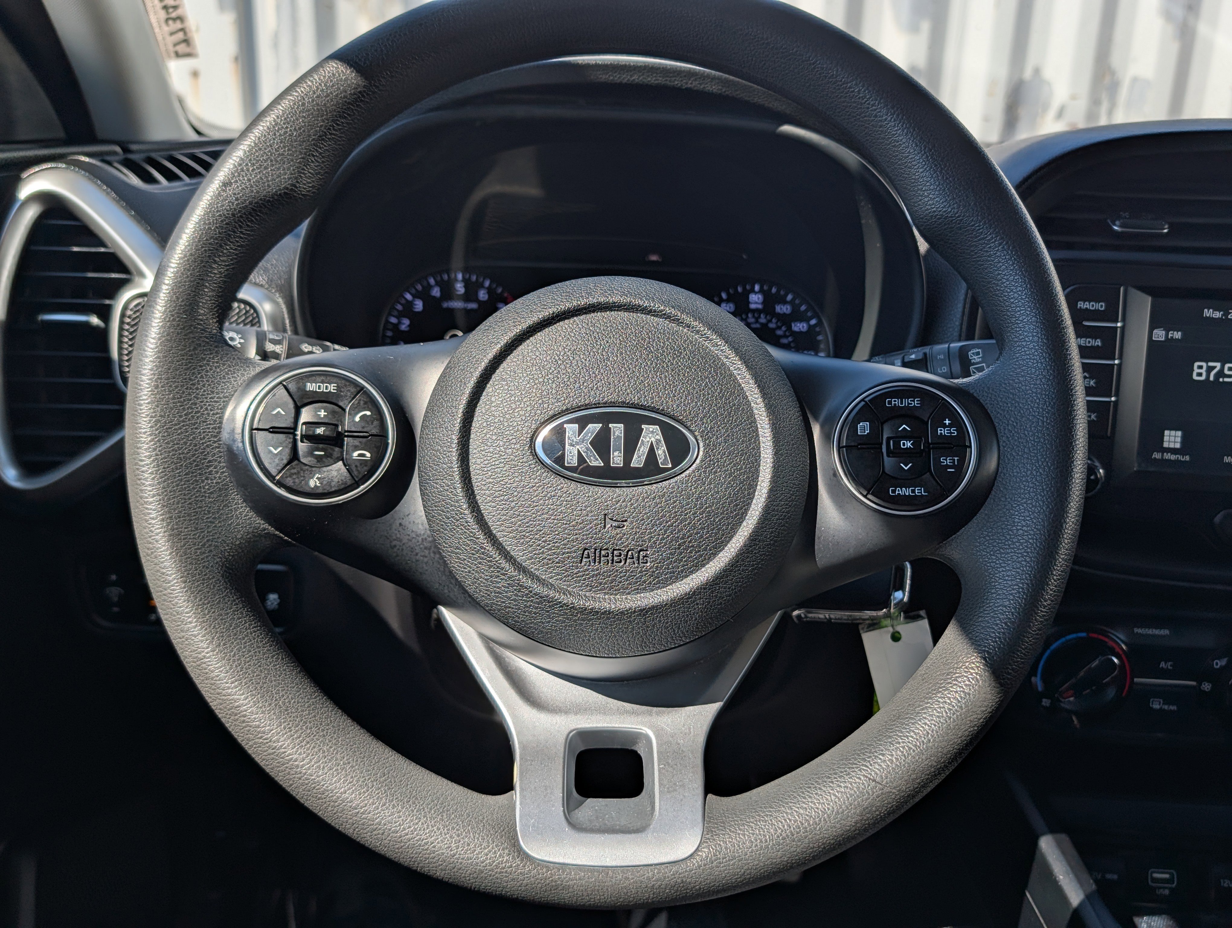Used 2020 Kia Soul S FWD image 26