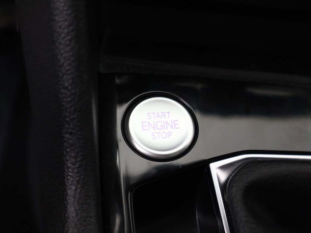 Used 2023 Volkswagen Taos SE FWD image 40