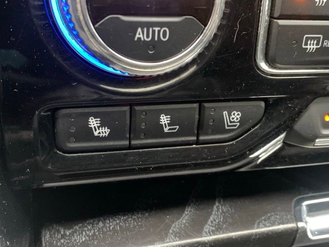 Used 2021 GMC Yukon XL Denali image 23