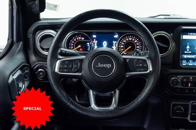 Used 2019 Jeep Wrangler Unlimited Sahara image 12