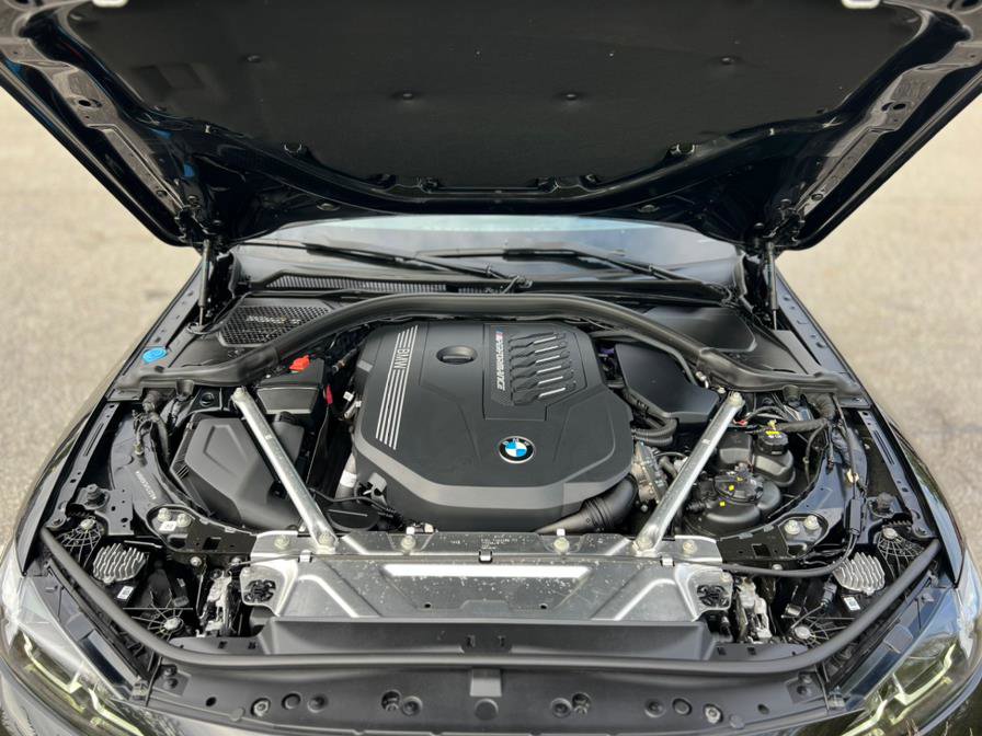 Used 2023 BMW 440i xDrive Convertible w/ Premium Package image 35