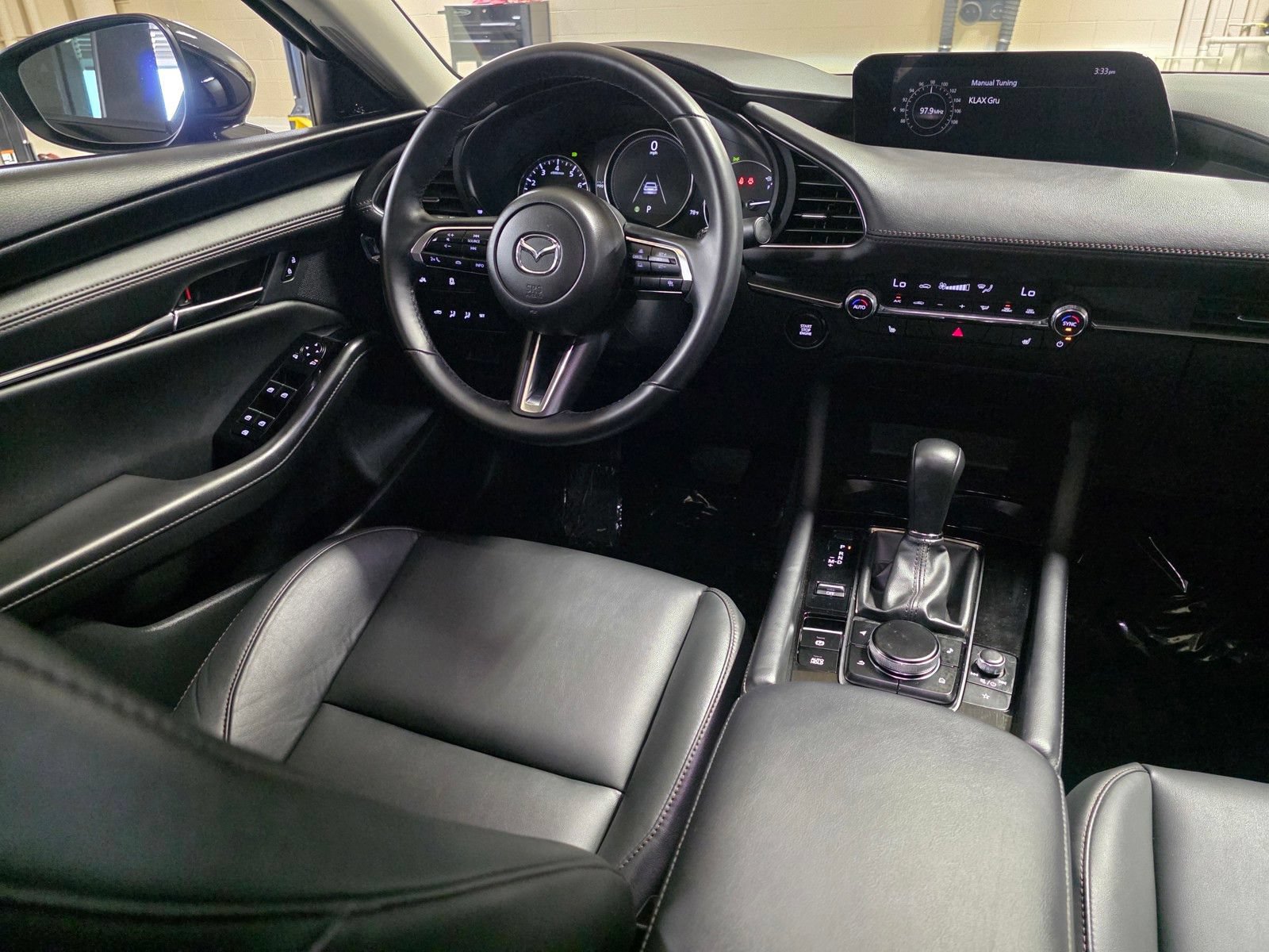 Used 2025 MAZDA MAZDA3 s FWD image 19