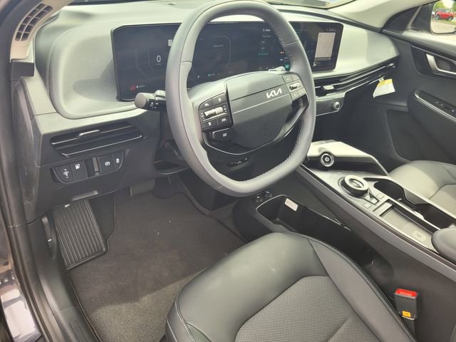 Used 2025 Kia EV6 Light w/ Light LR Technology Package image 9