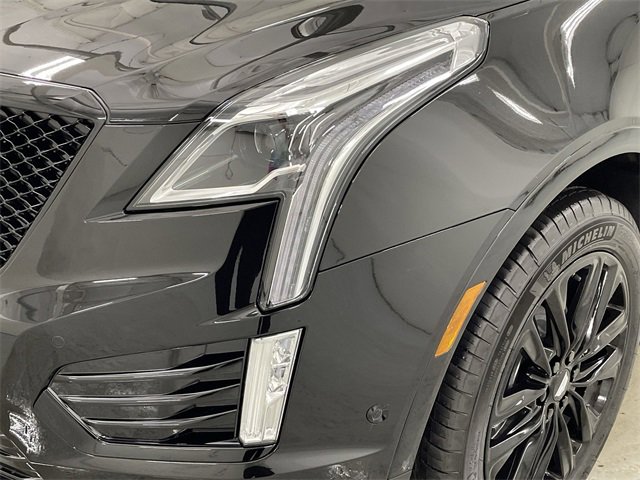 New 2025 Cadillac XT5 Premium Luxury w/ LPO, ONYX Package image 15