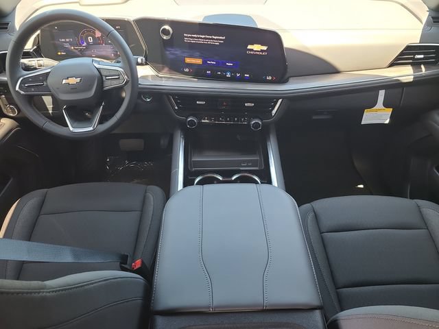 New 2026 Chevrolet Suburban LS w/ LPO, Dark Essentials Package RWD image 18
