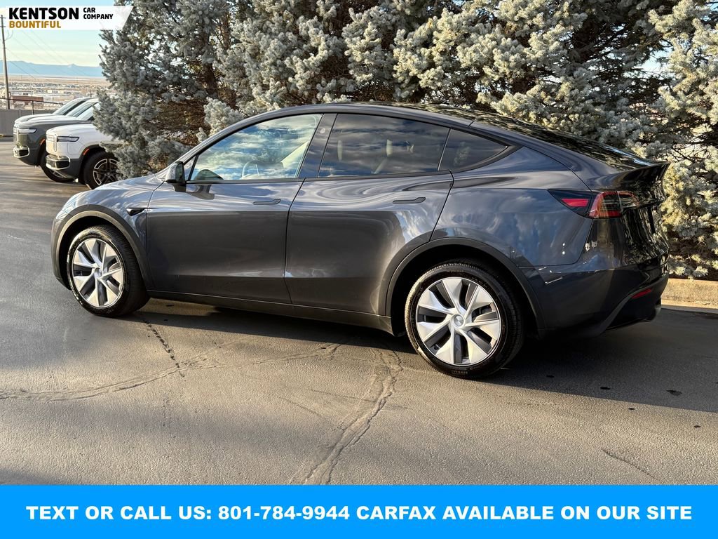 Used 2024 Tesla Model Y Long Range image 5