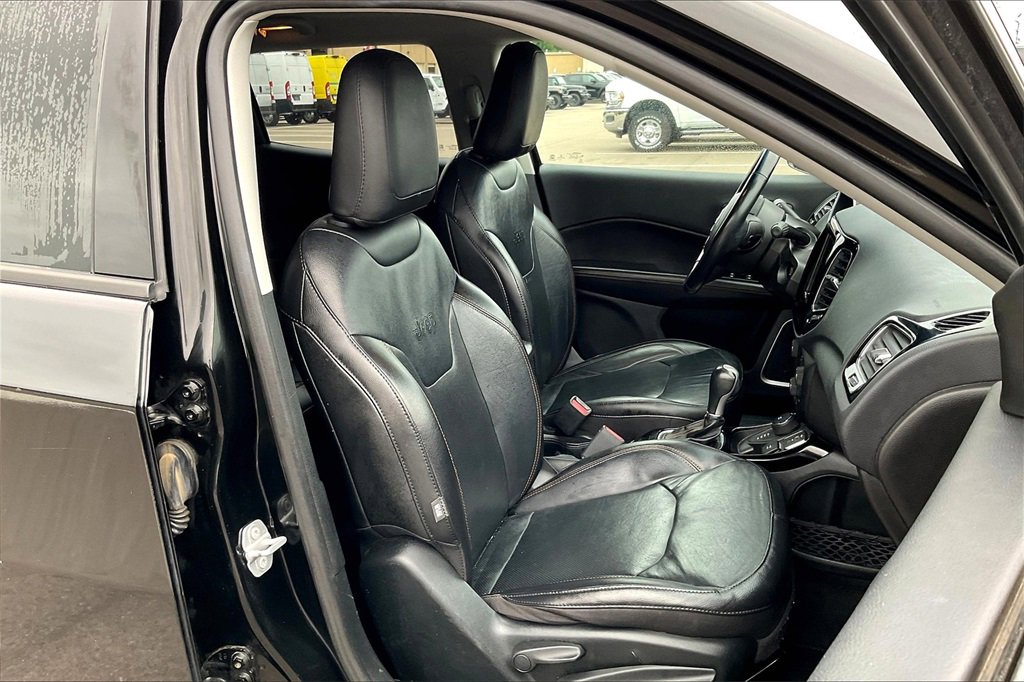 Used 2019 Jeep Compass Limited image 7