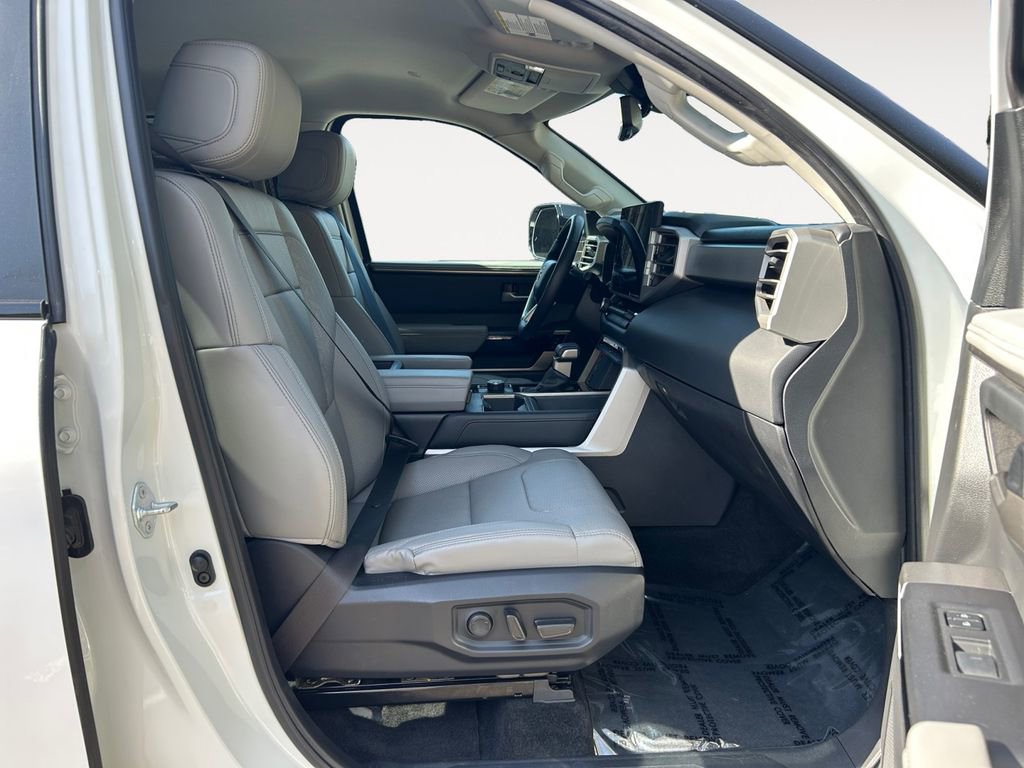 Used 2024 Toyota Tundra Limited image 10