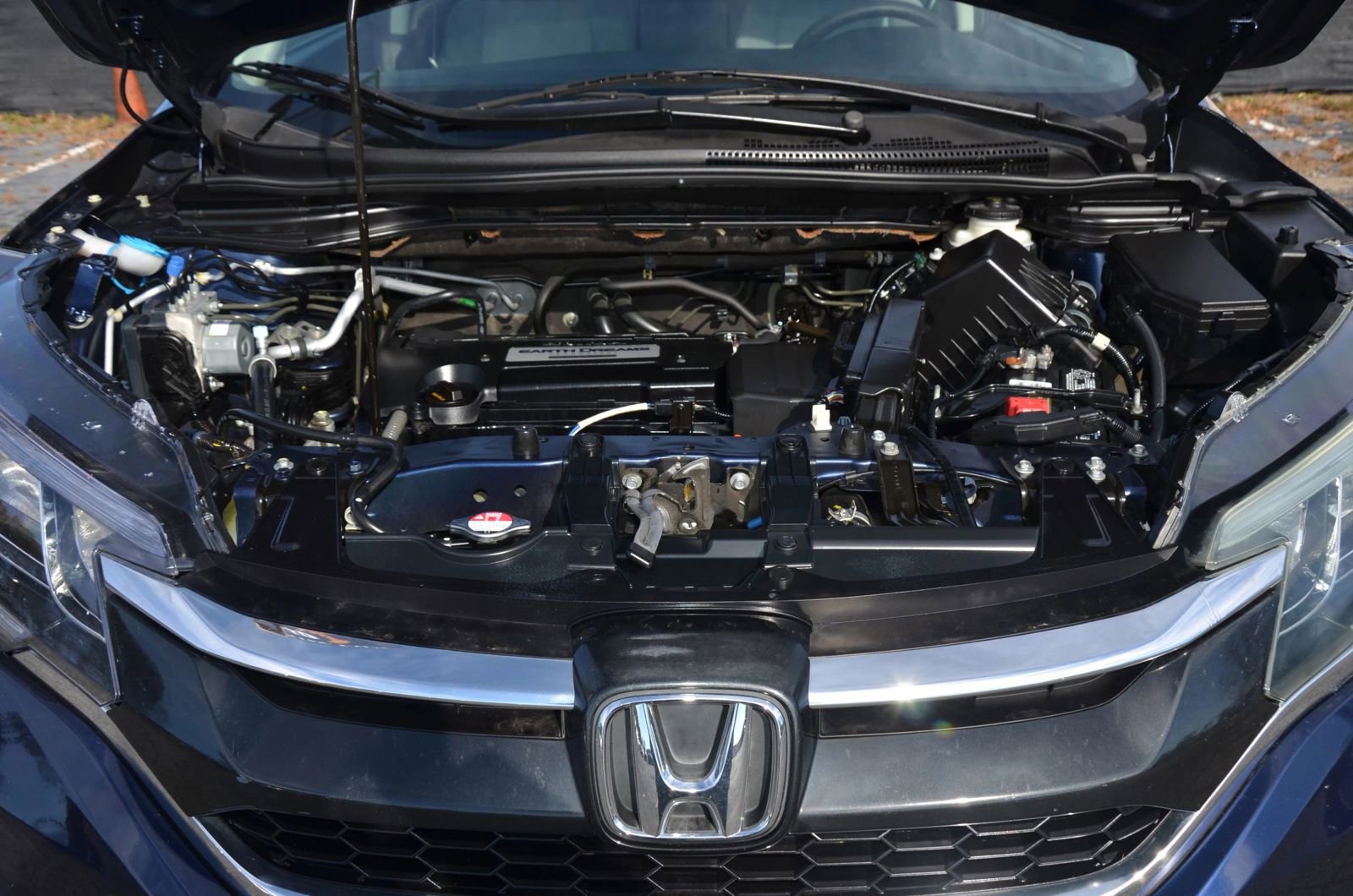 Used 2015 Honda CR-V LX image 45