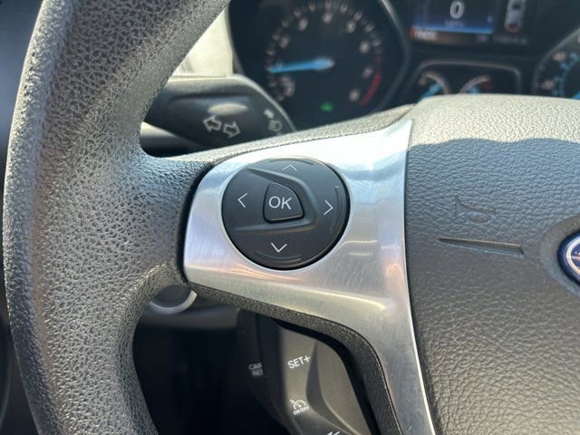 Used 2015 Ford Escape SE w/ Equipment Group 201A AWD/4WD image 17