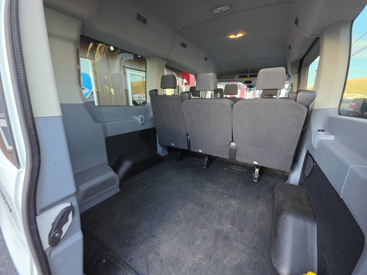 Used 2019 Ford Transit 150 XLT image 11