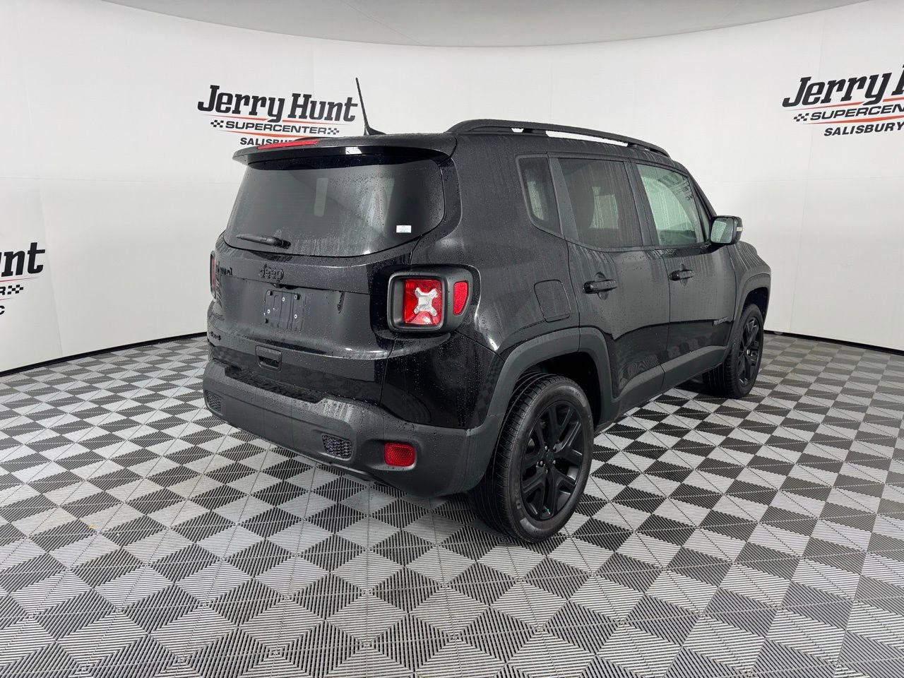 Used 2023 Jeep Renegade Altitude image 10