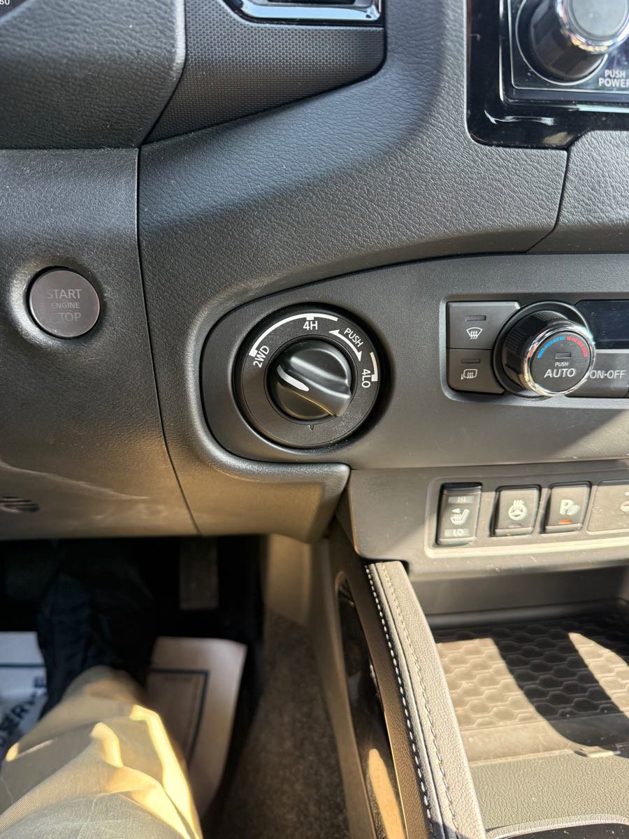 Used 2022 Nissan Frontier PRO-4X image 20