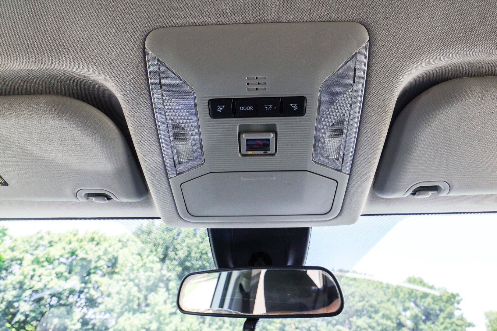 Used 2022 Toyota RAV4 LE w/ Carpet Mat Package (TMS) AWD/4WD image 27