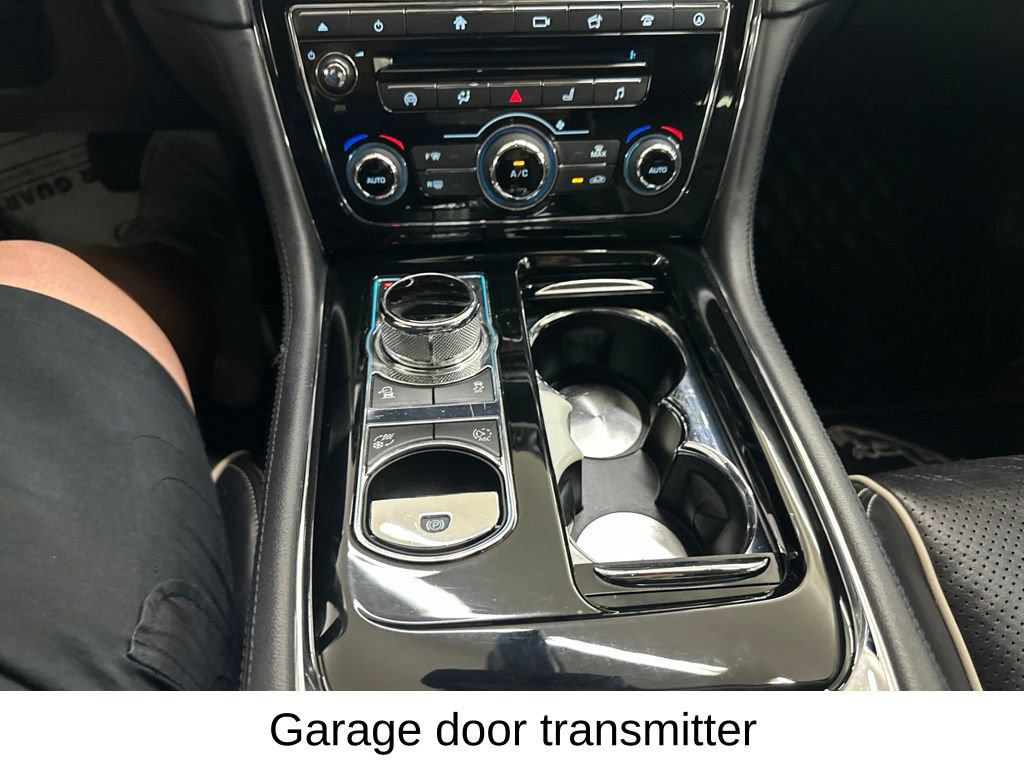 Used 2016 Jaguar XJ R-Sport AWD/4WD image 51
