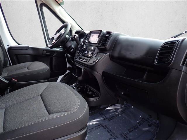 Used 2025 RAM ProMaster 2500 w/ U-Haul Equipment Group FWD image 11