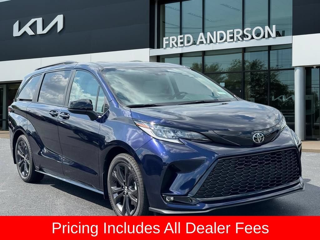 Used 2026 Toyota Sienna XSE FWD video 1