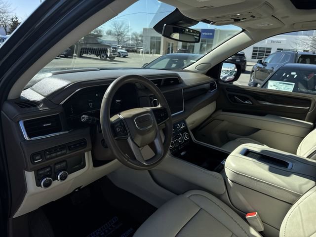 Used 2023 GMC Yukon XL Denali image 10