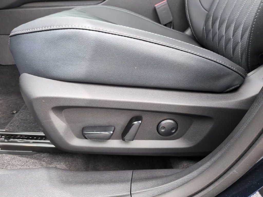 New 2026 Mitsubishi Outlander SEL AWD/4WD image 18