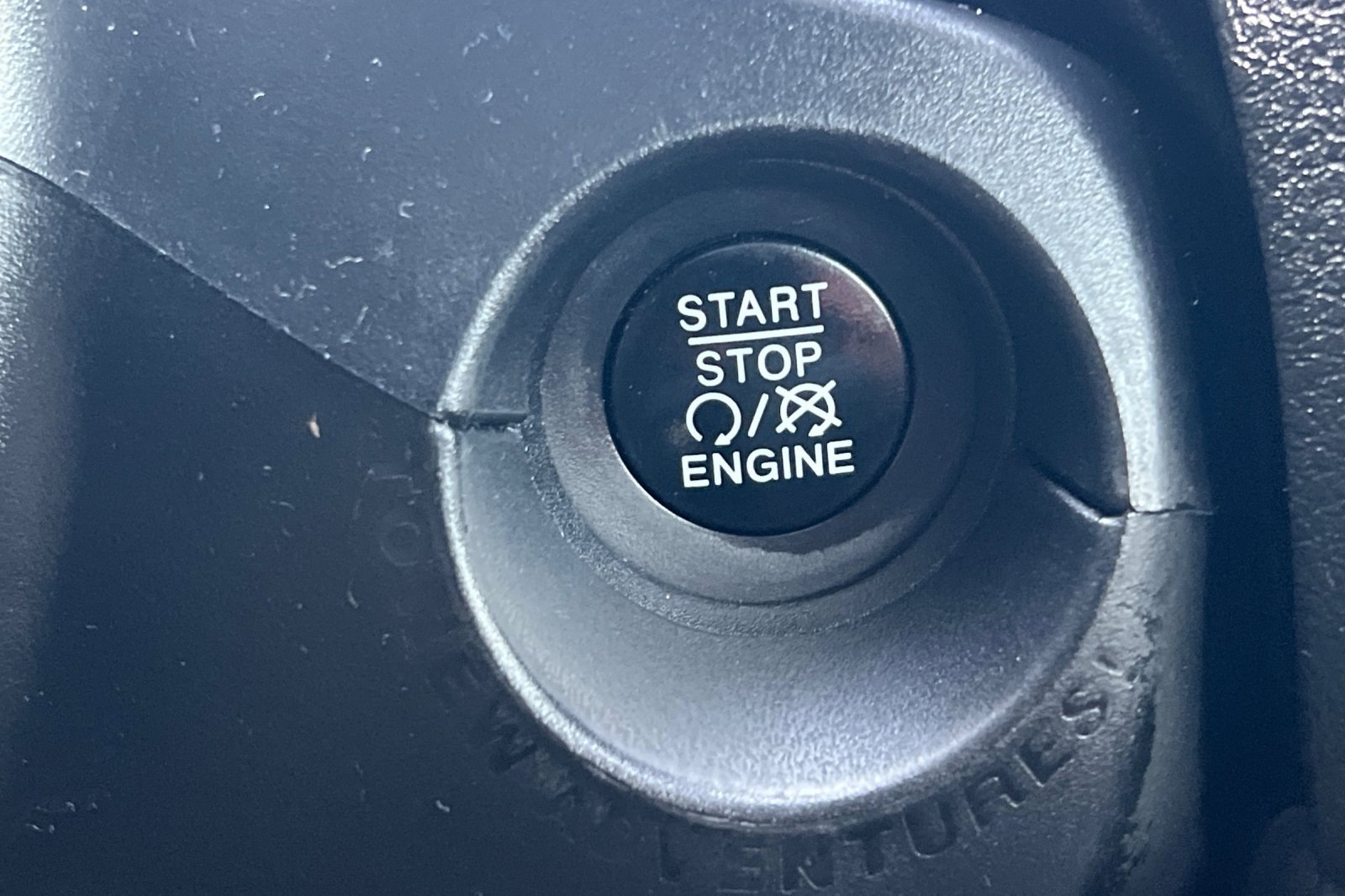 Used 2016 Jeep Renegade Limited image 19