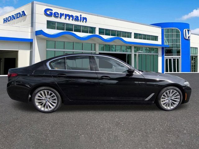 Used 2023 BMW 530i xDrive w/ Convenience Package AWD/4WD image 5