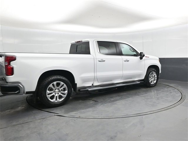 Used 2024 Chevrolet Silverado 1500 LTZ image 3