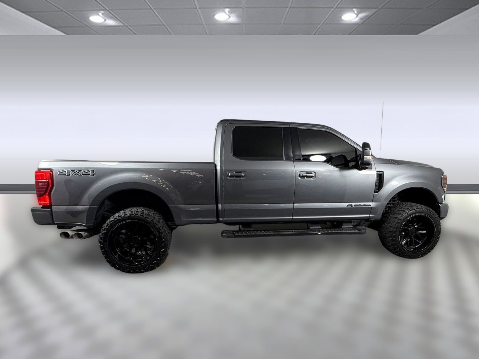 Used 2022 Ford F250 Lariat w/ Black Appearance Package image 8