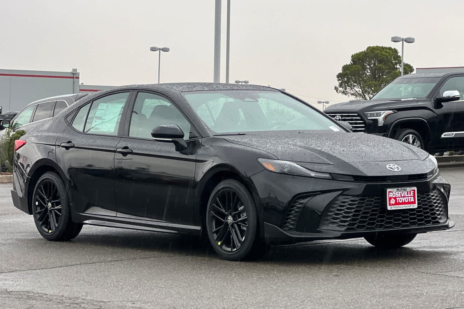 New 2026 Toyota Camry SE FWD image 9