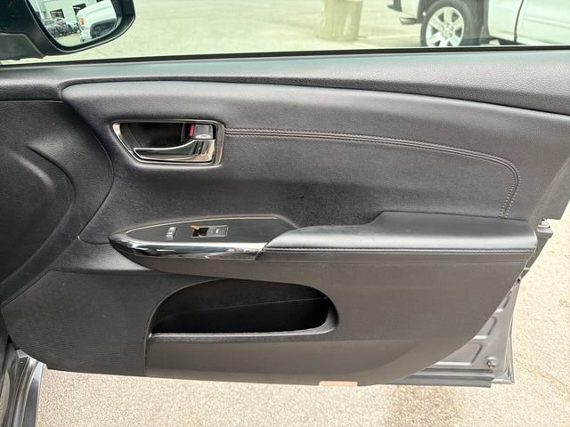 Used 2016 Toyota Avalon XLE FWD image 23