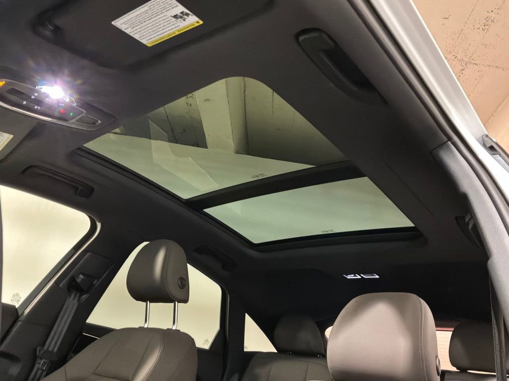 Certified 2025 Audi Q5 Premium w/ Convenience Package image 6