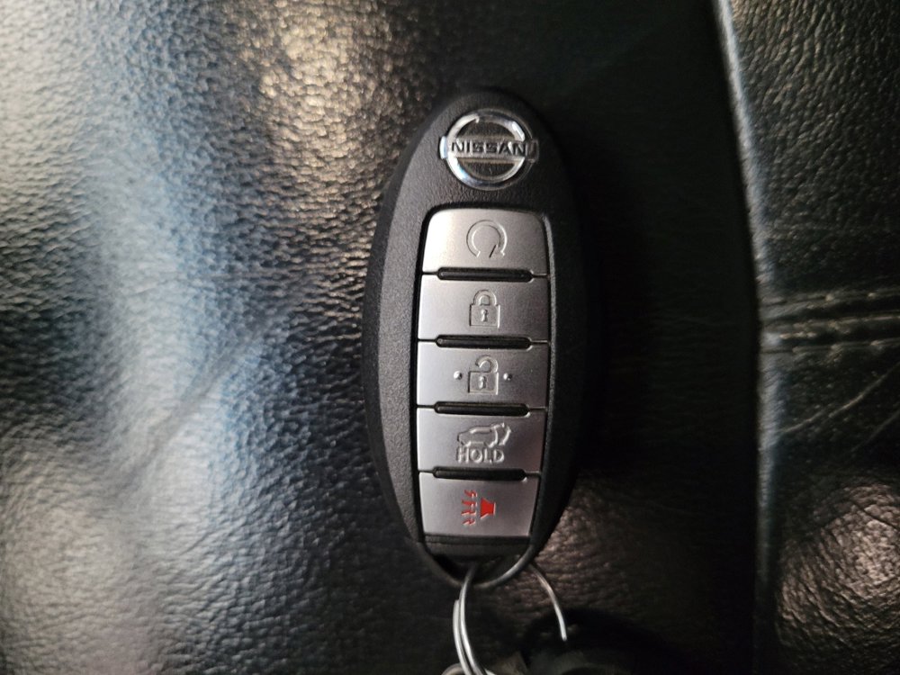Used 2017 Nissan Pathfinder SL AWD/4WD image 33