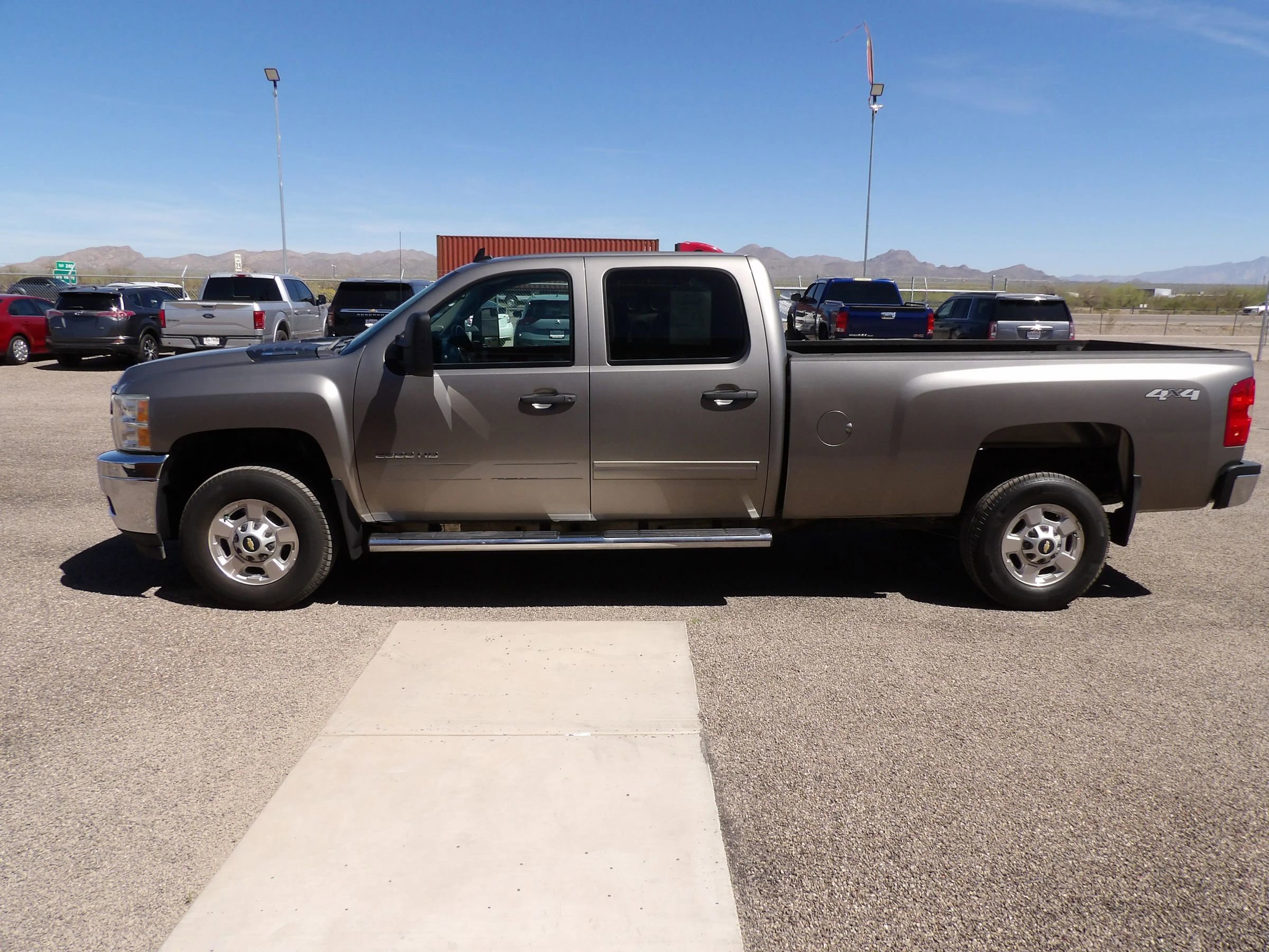Used 2012 Chevrolet Silverado 2500 LT w/ Interior Plus Package image 5