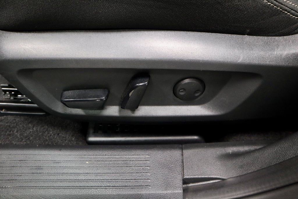 Certified 2024 Nissan Rogue SV image 23