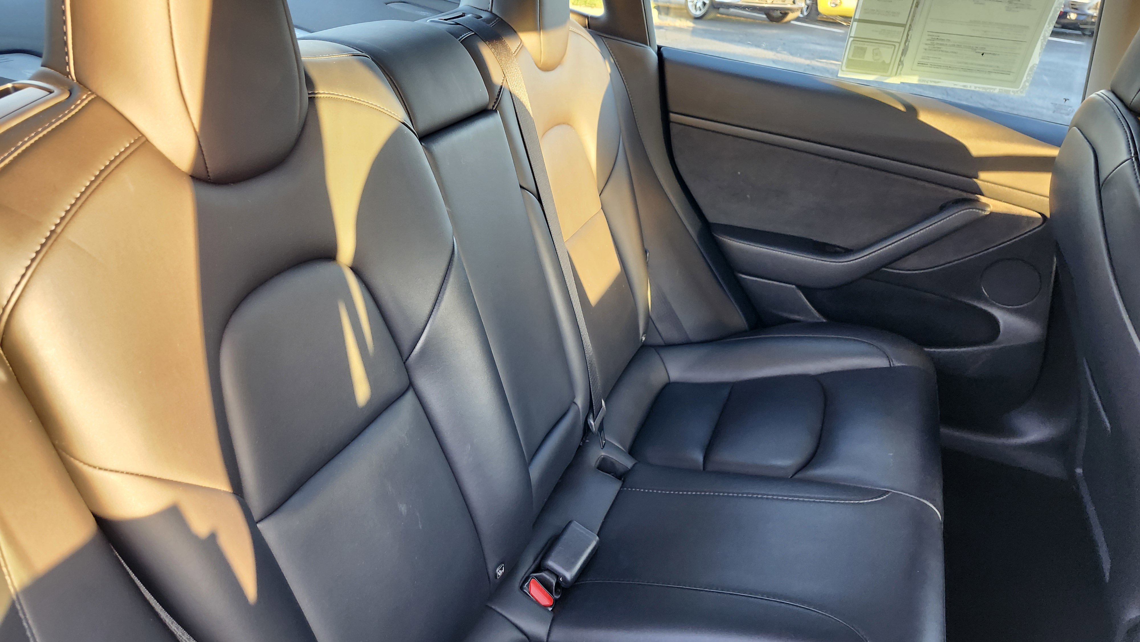 Used 2023 Tesla Model 3 Standard Range image 14