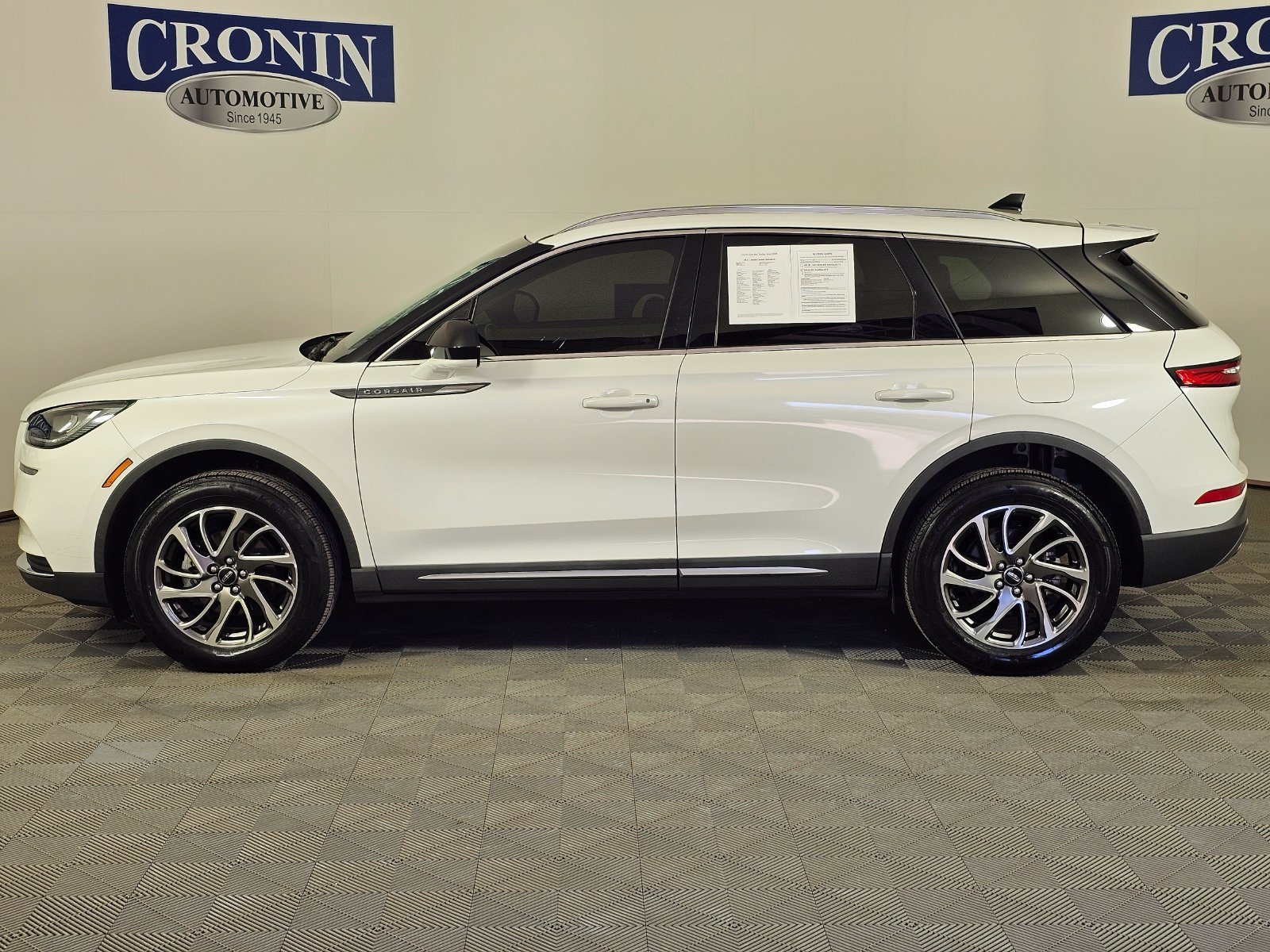 Used 2021 Lincoln Corsair FWD image 34