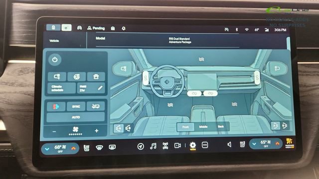 Used 2025 Rivian R1S Adventure AWD/4WD image 55