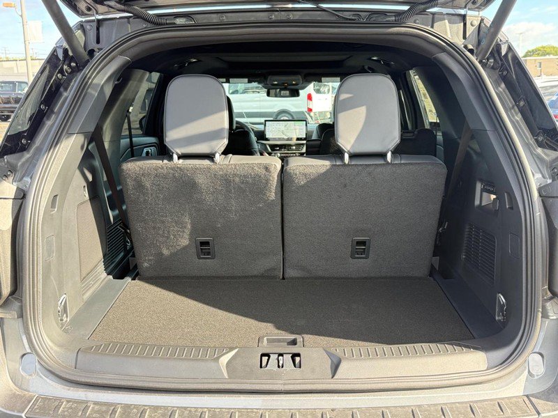 New 2027 Ford Explorer ST w/ Sun And Sound Package AWD/4WD image 7
