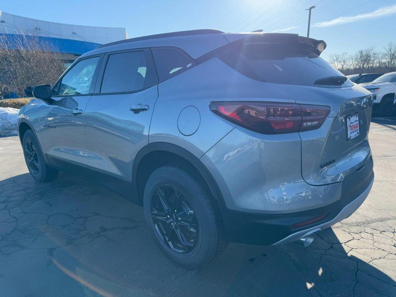 New 2025 Chevrolet Blazer LT w/ Convenience Package image 5