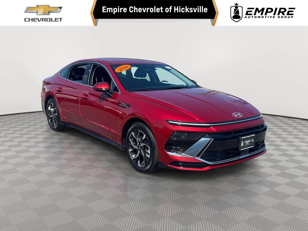 Used 2024 Hyundai Sonata SEL FWD image 1