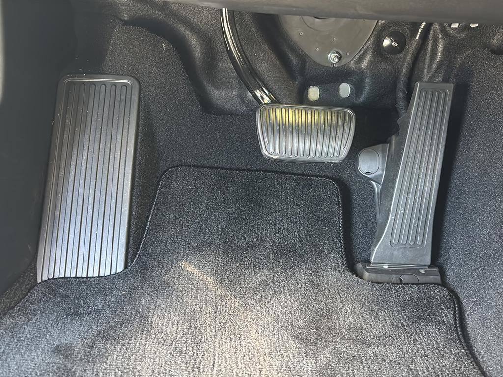 Certified 2026 Genesis G70 2.5T image 17