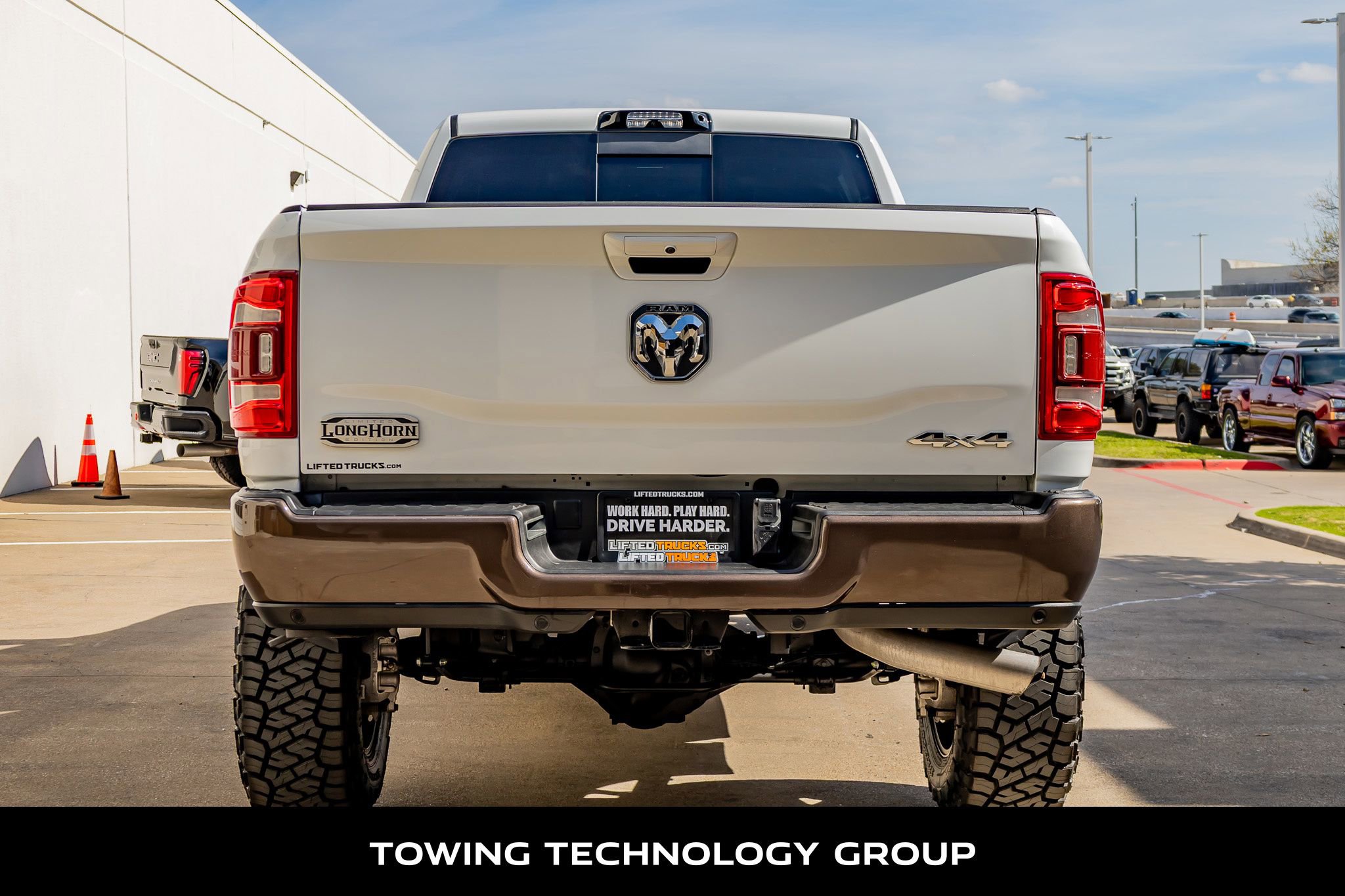 Used 2024 RAM 2500 Limited w/ Safety Group image 8