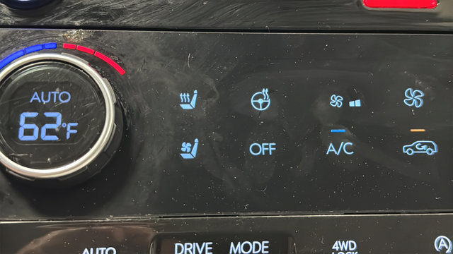 Used 2024 Hyundai Santa Fe Calligraphy AWD/4WD image 33