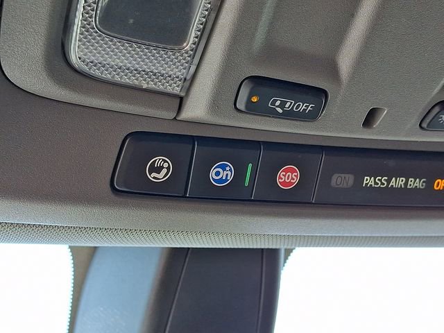 Used 2021 Chevrolet Silverado 1500 Custom w/ LPO, Dark Essentials Package image 22