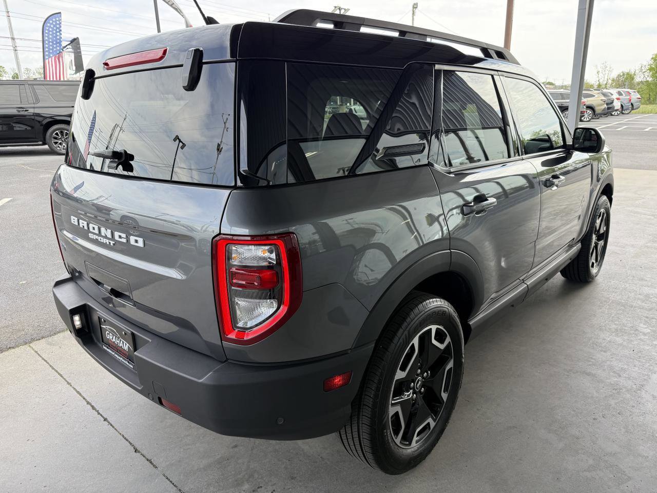 Used 2023 Ford Bronco Sport Outer Banks w/ Tech Package AWD/4WD image 5