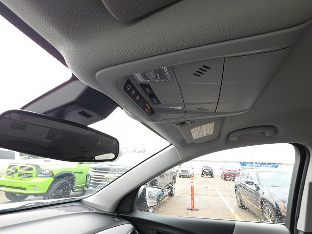 Used 2022 Chevrolet Equinox LT image 37