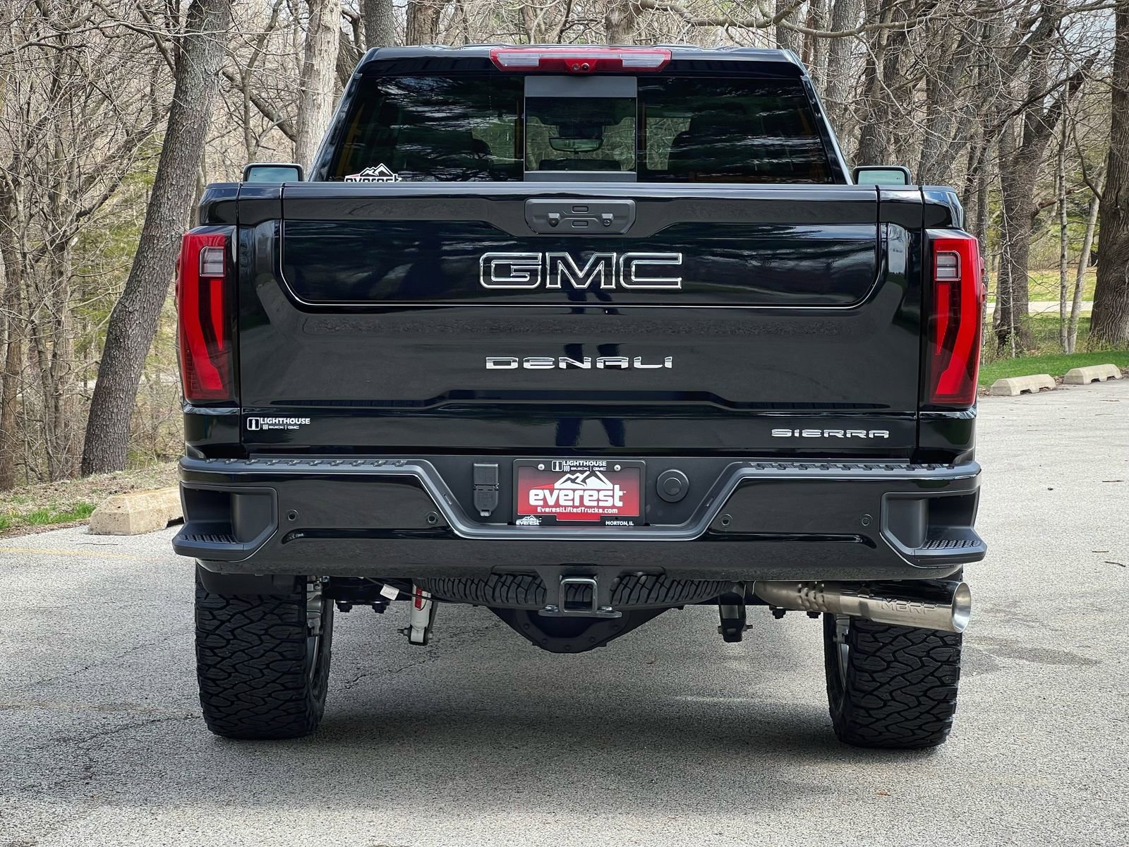 New 2026 GMC Sierra 2500 Denali w/ Denali Reserve Package image 12